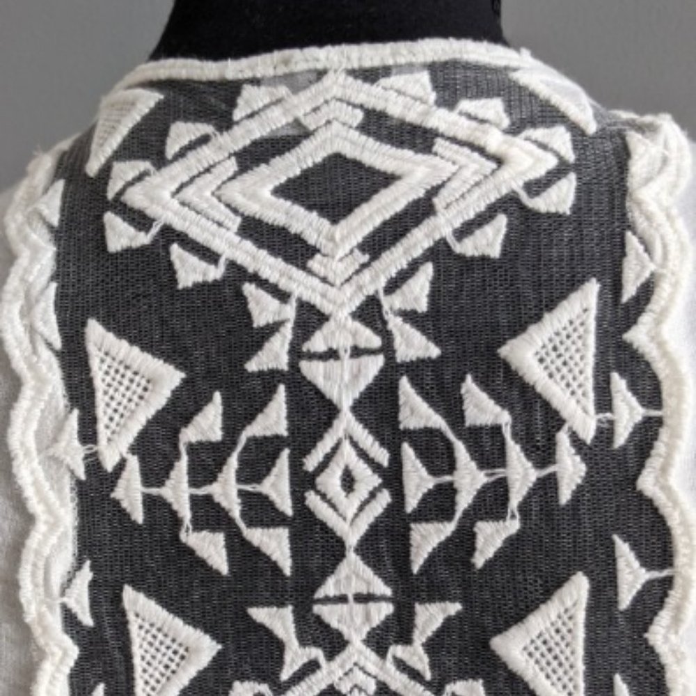 BCX SLEEVELESS TOP W/ COWL NECK - Picture 7 of 10